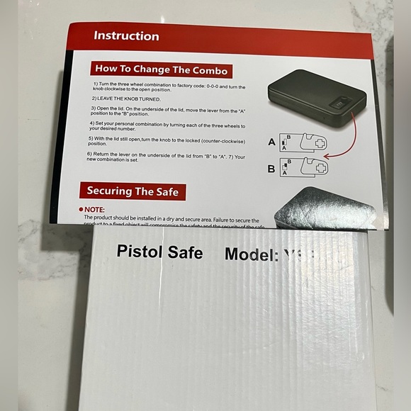 Pistol safe with combination lock - Picture 2 of 8